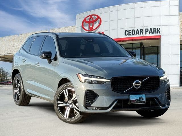 2022 VOLVO XC60