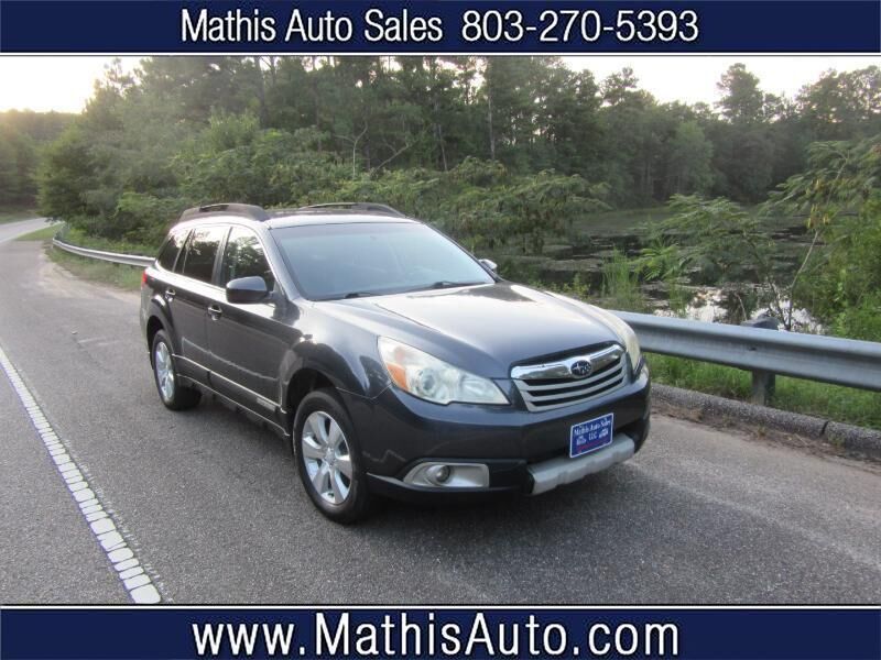 2011 SUBARU Outback
