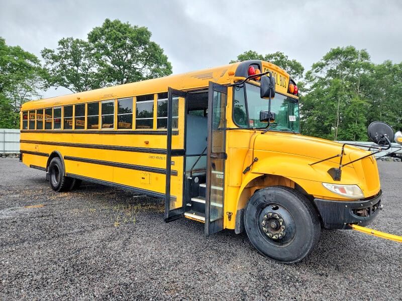 2015 IC BUS PB105