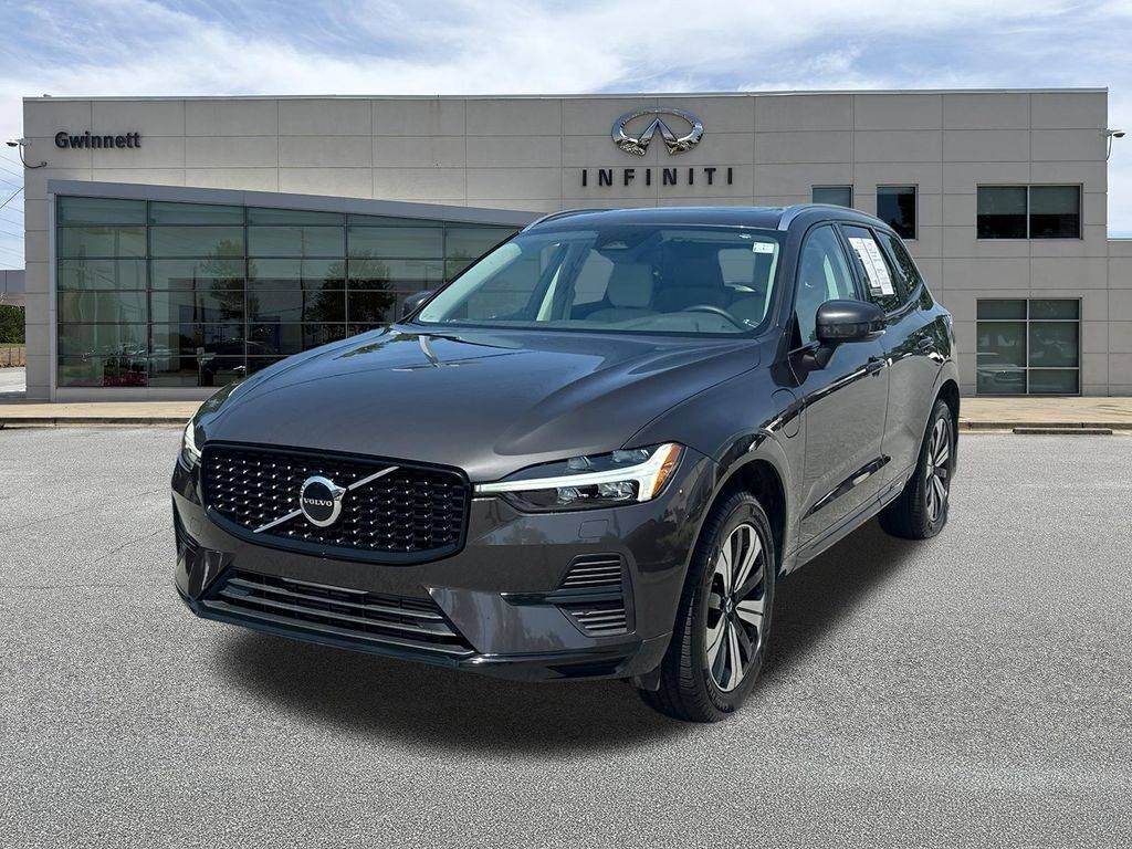 2023 VOLVO XC60