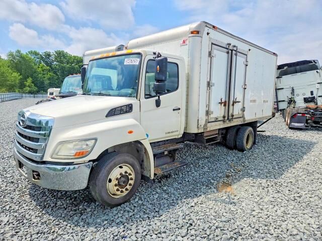 2013 HINO Incomplete Vehicle