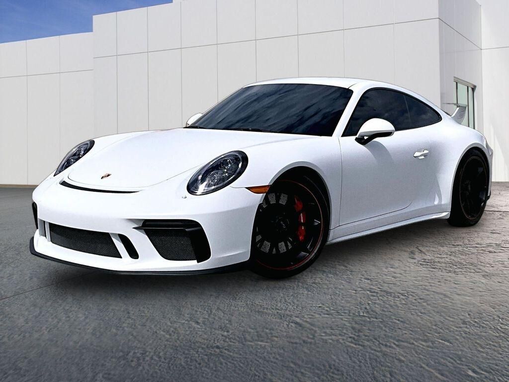 2018 PORSCHE 911
