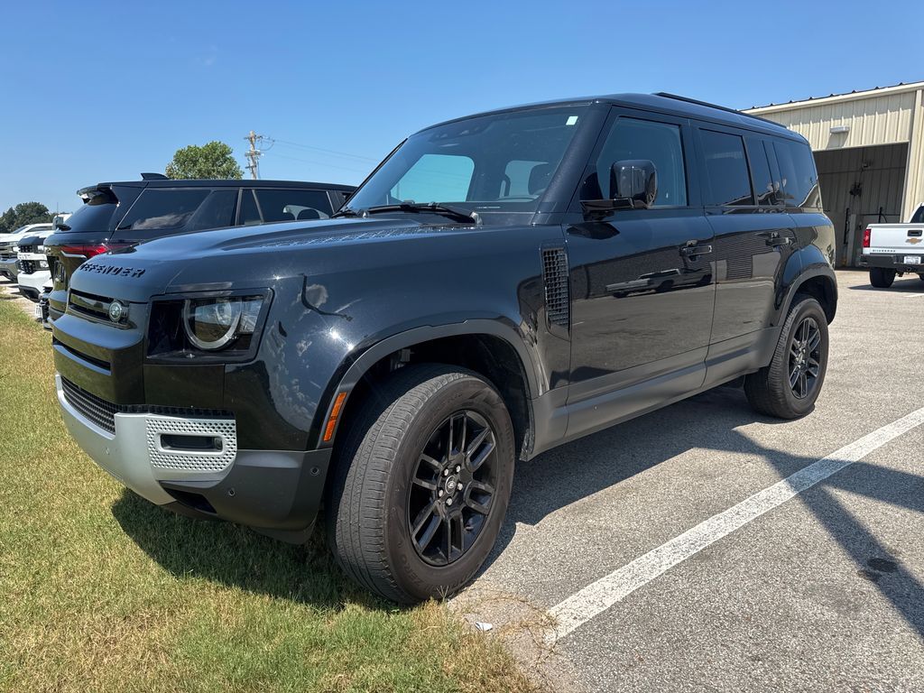 2025 LAND ROVER Defender