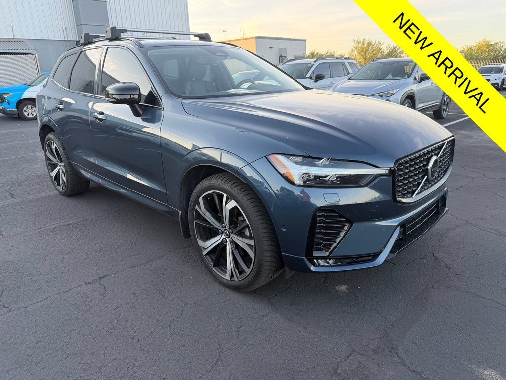 2023 VOLVO XC60