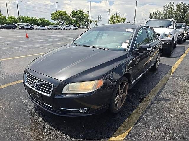 2010 VOLVO S80