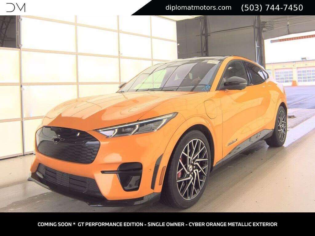 2022 FORD Mach-E