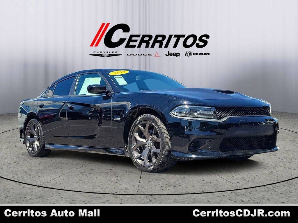 2019 DODGE Charger