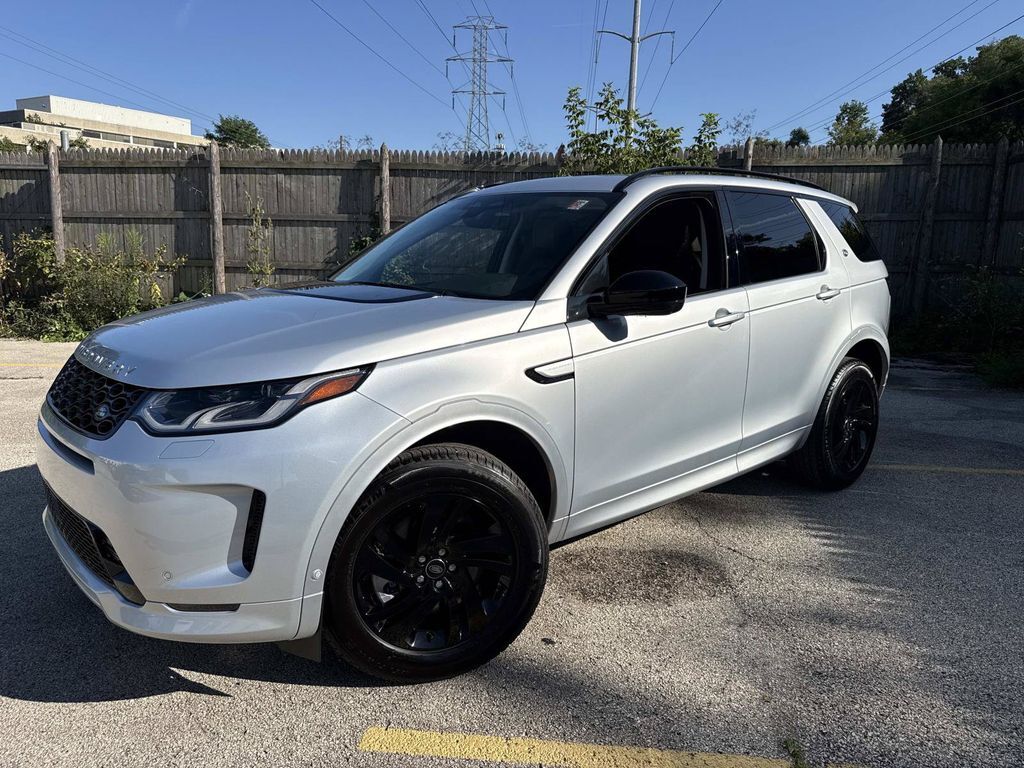 2024 LAND ROVER Discovery Sport