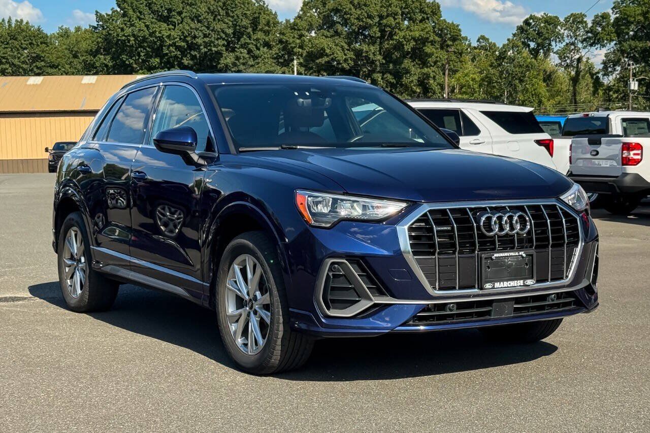 2022 AUDI Q3