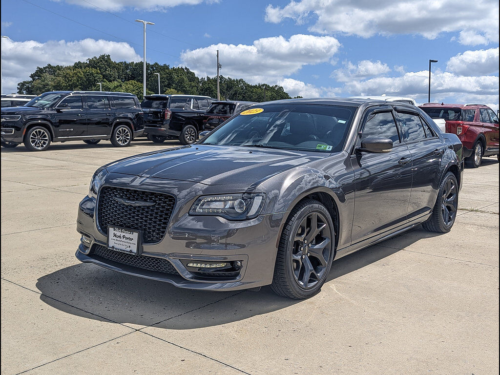 2023 CHRYSLER 300