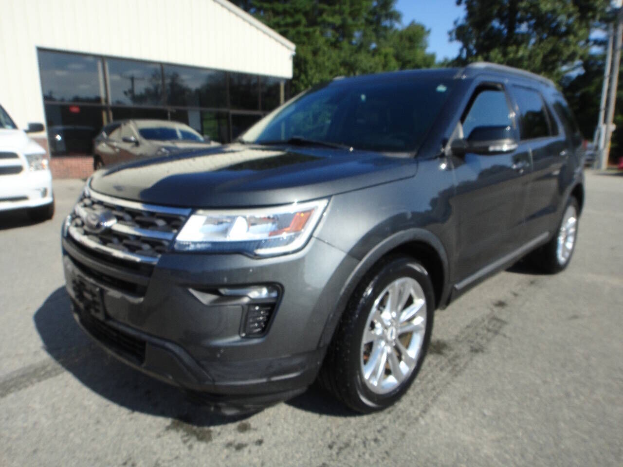 2018 FORD Explorer
