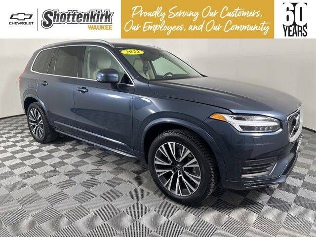 2022 VOLVO XC90