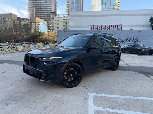 2023 BMW X7