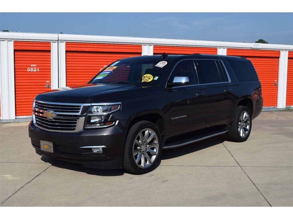 2017 CHEVROLET Suburban