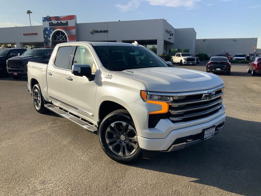 2024 CHEVROLET Silverado