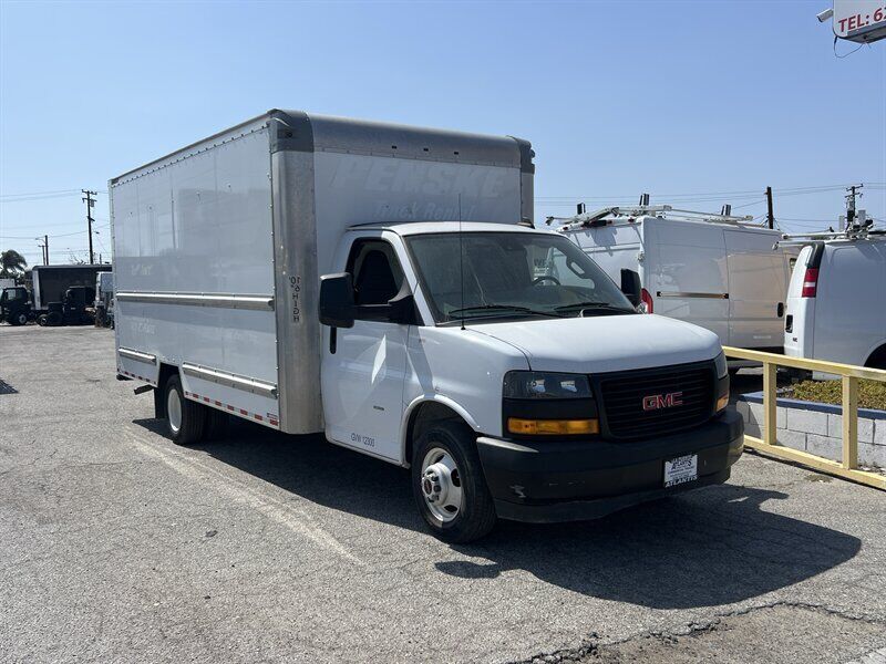 2021 GMC Savana