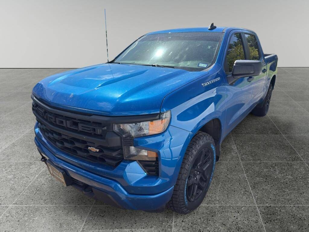 2024 CHEVROLET Silverado