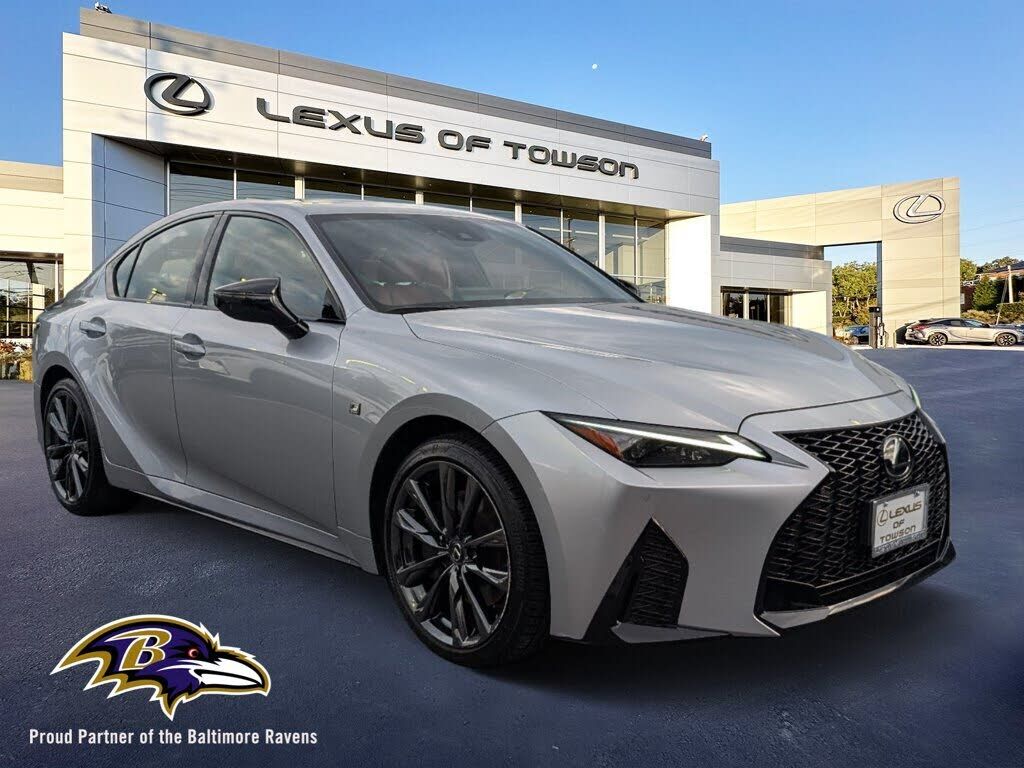 2025 LEXUS IS