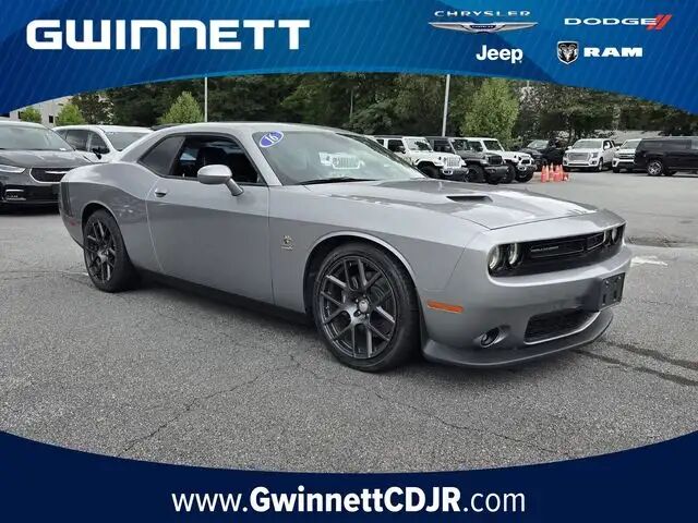 2016 DODGE Challenger