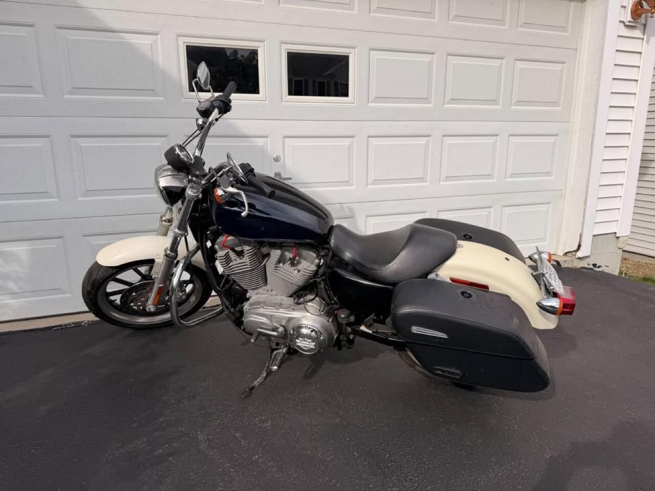 2011 HARLEY DAVIDSON Sportster 883 Superlow