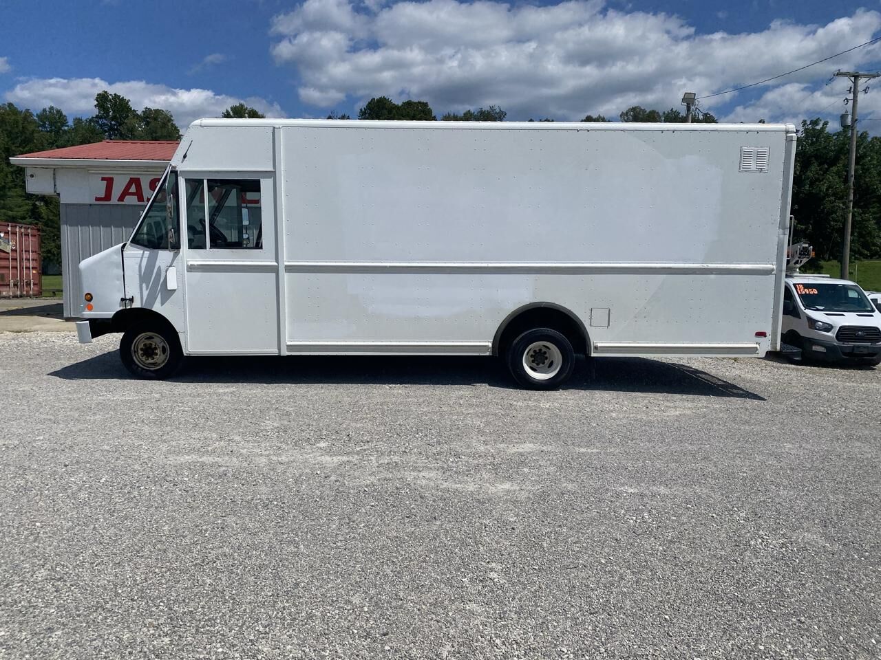 2012 FORD E-450