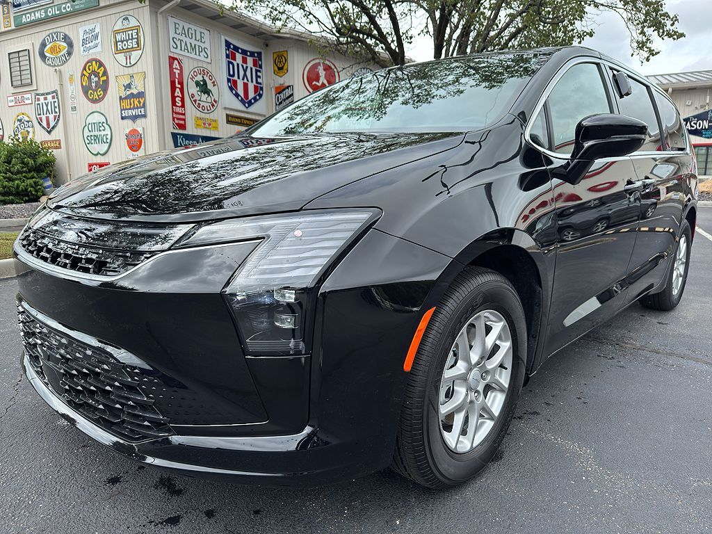 2027 CHRYSLER Pacifica