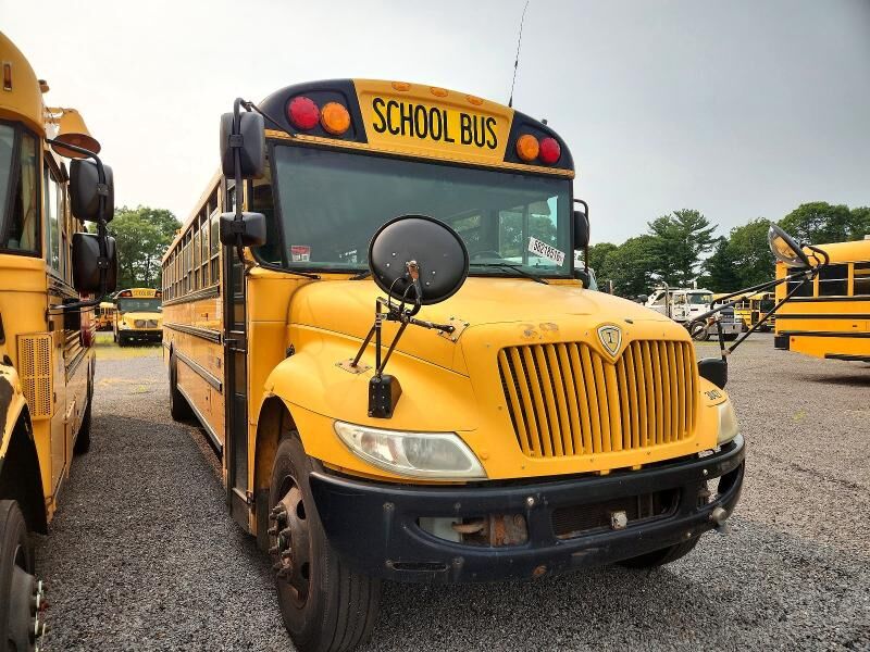 2015 IC BUS PB105