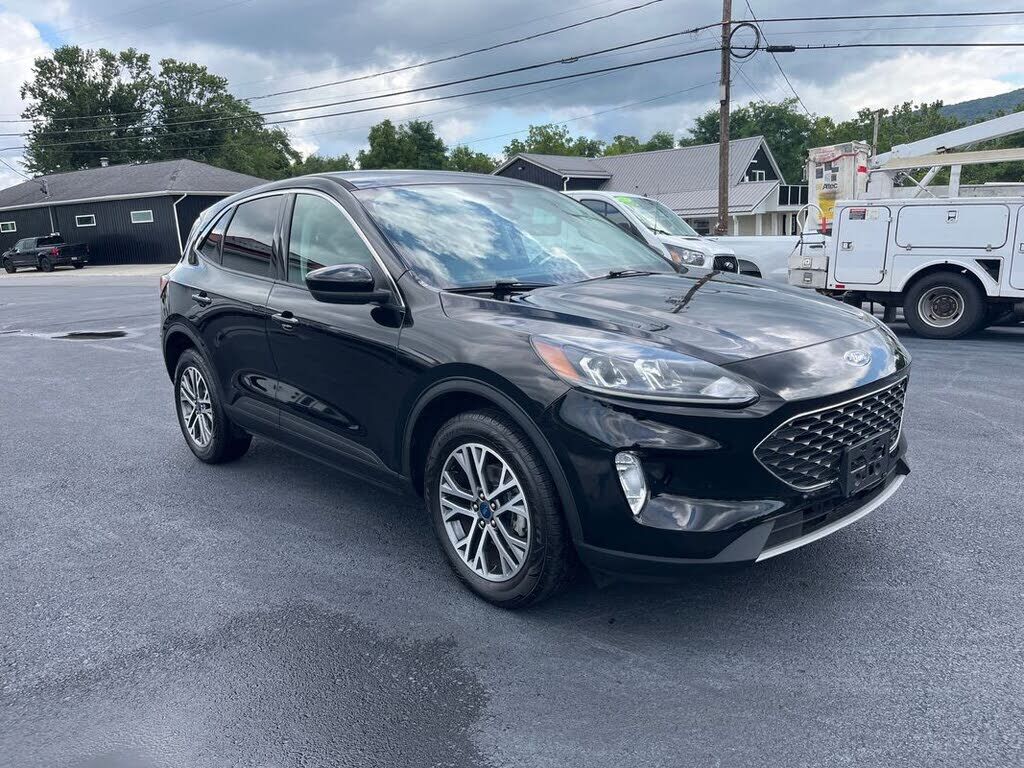 2022 FORD Escape