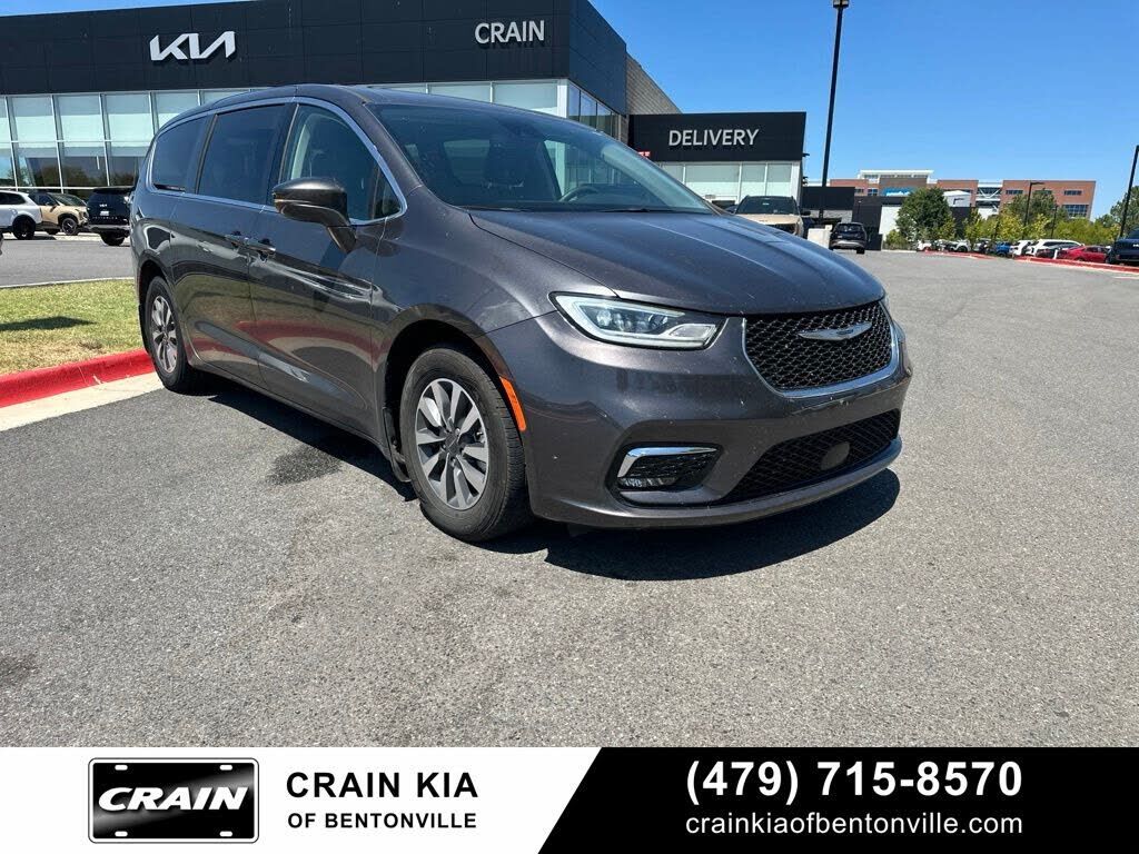 2022 CHRYSLER Pacifica