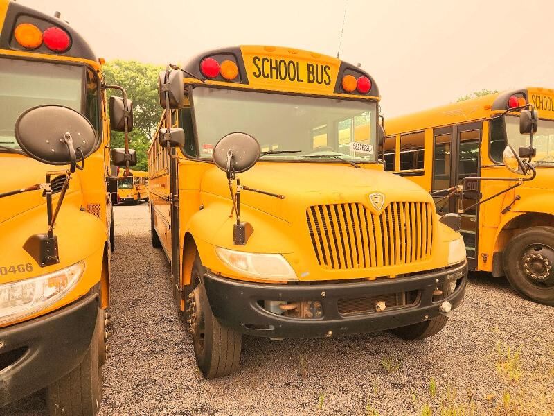 2015 IC BUS PB105