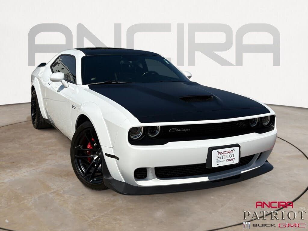 2021 DODGE Challenger