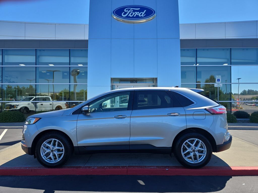 2024 FORD Edge