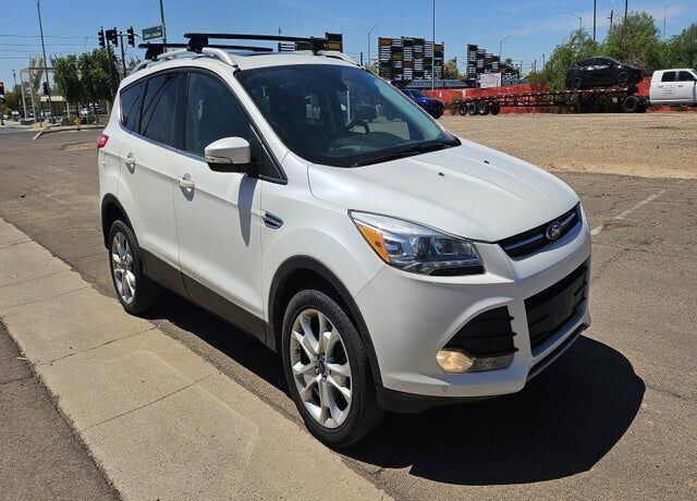 2016 FORD Escape