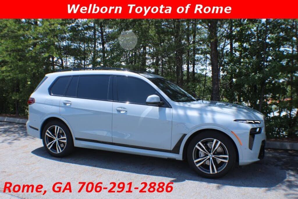 2023 BMW X7