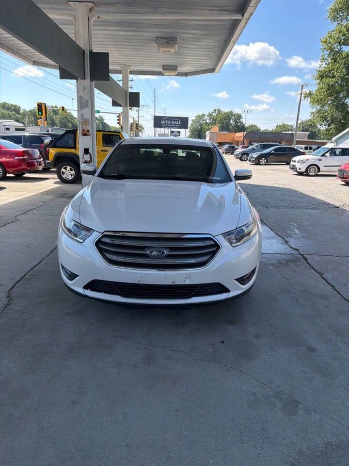 2016 FORD Taurus