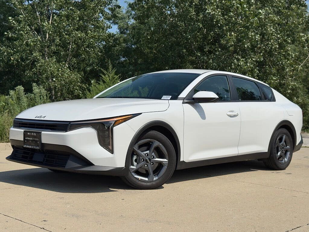 2025 KIA K4