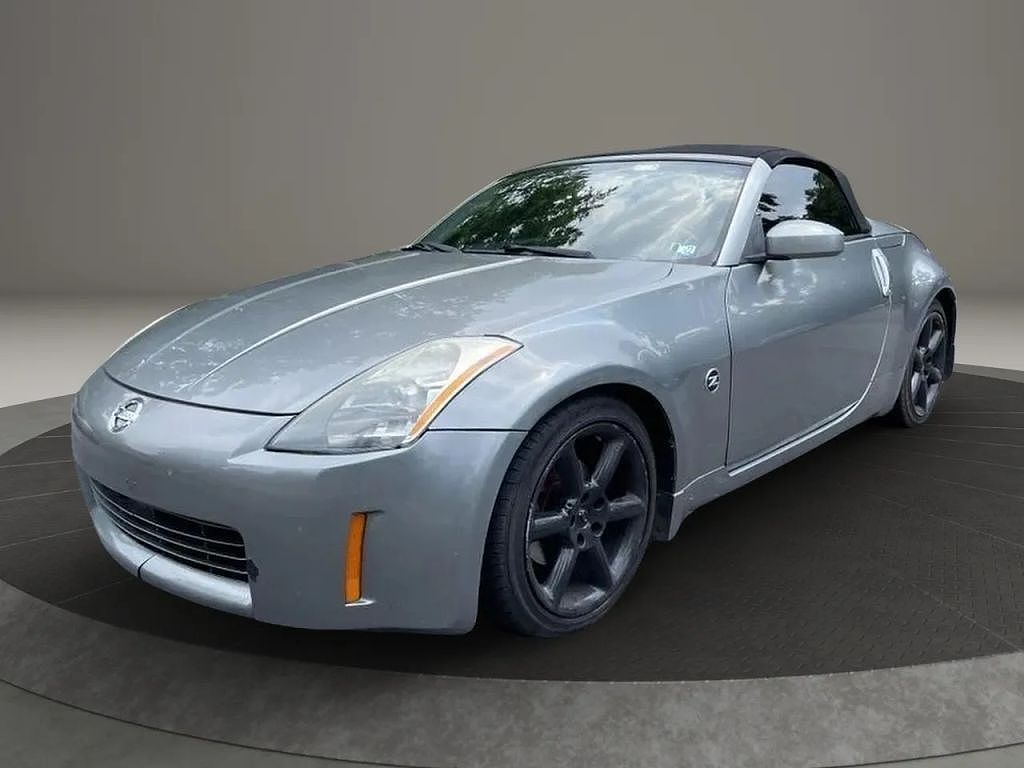 2004 NISSAN 350Z