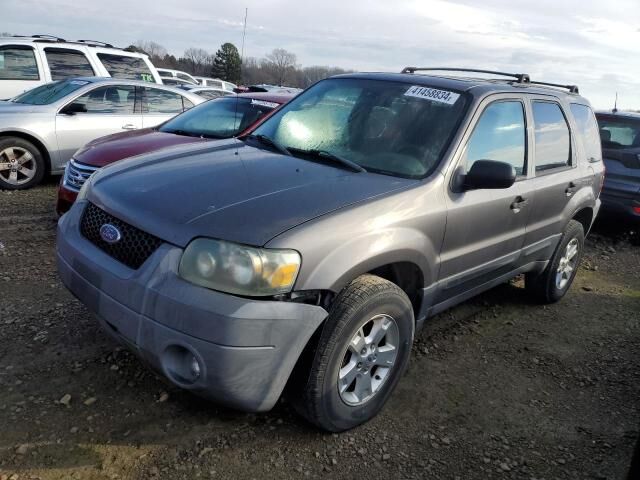 2005 FORD Escape