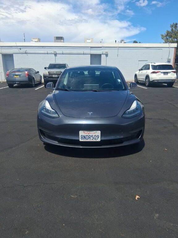 2020 TESLA Model 3