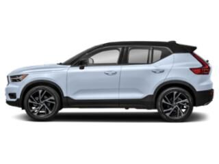 2020 VOLVO XC40