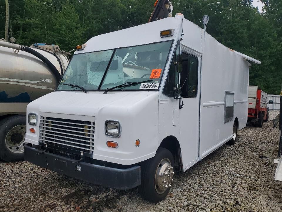 2007 FREIGHTLINER MT 45 Chassis