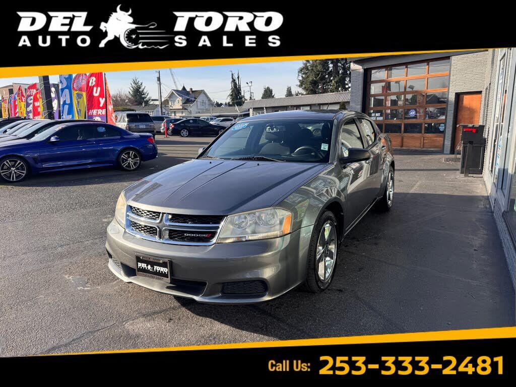 2013 DODGE Avenger