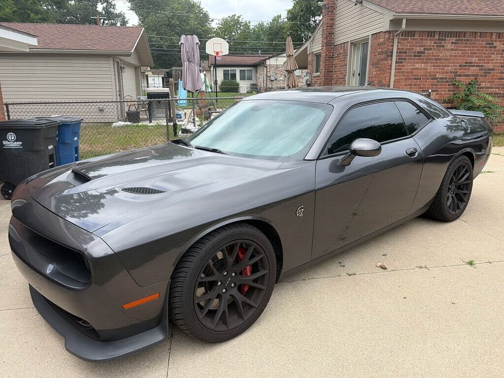 2016 DODGE Challenger