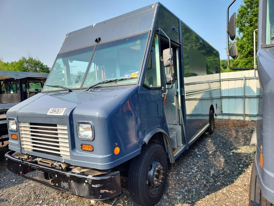 2021 FORD Commercial Chassis