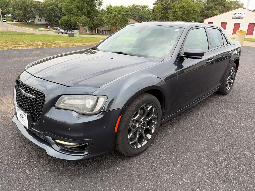2017 CHRYSLER 300