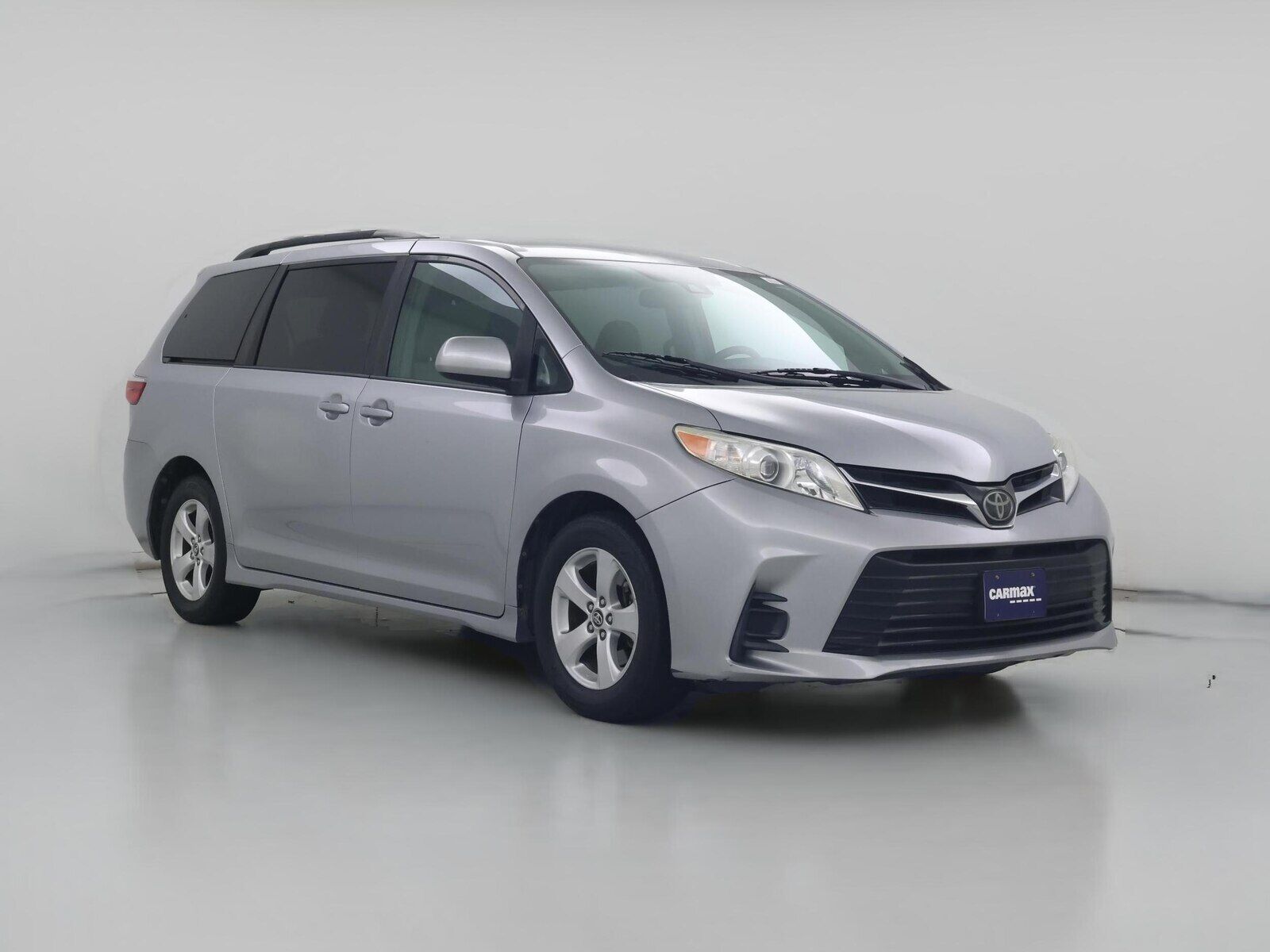 2018 TOYOTA Sienna