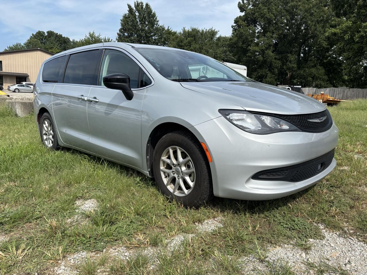 2024 CHRYSLER Voyager