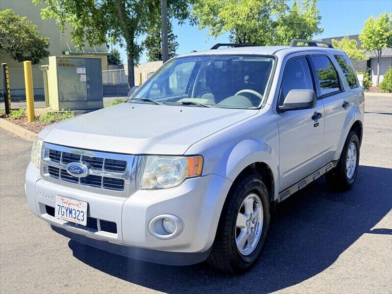 2009 FORD Escape