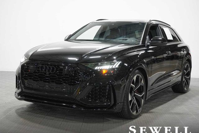 2024 AUDI RS Q8