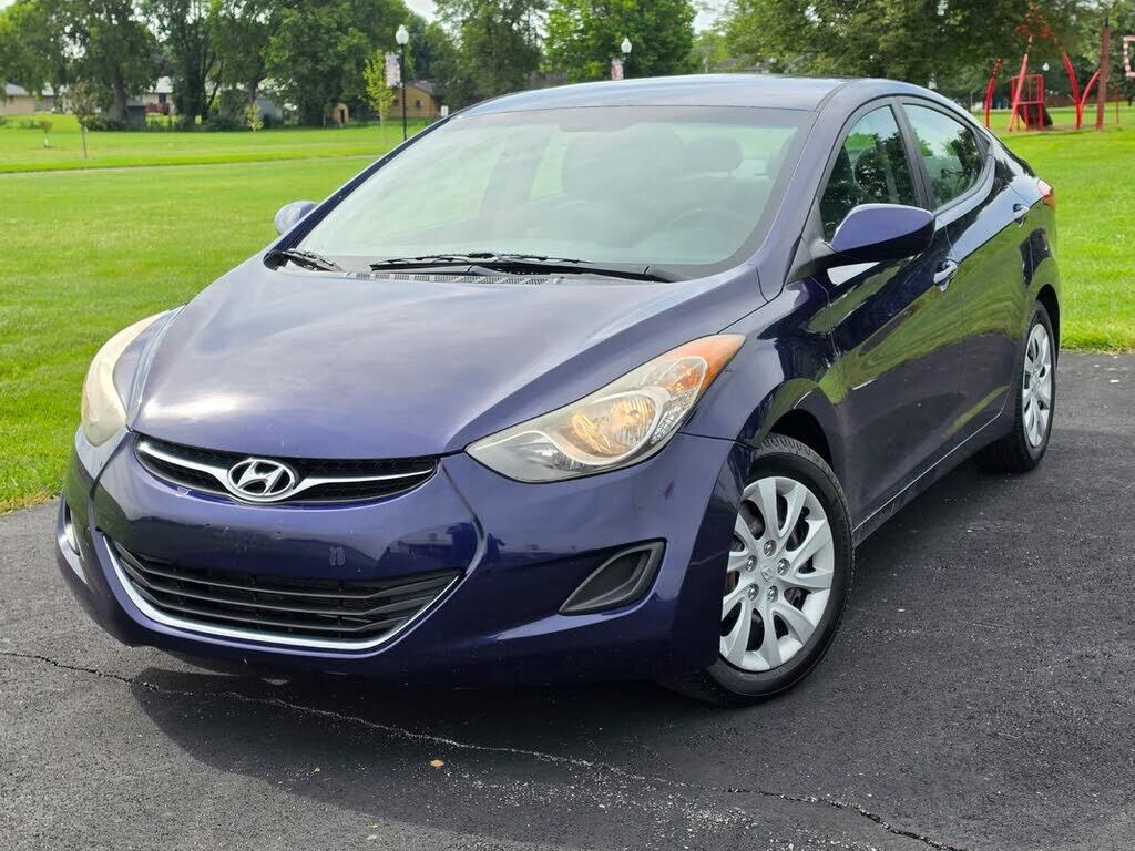 2011 HYUNDAI Elantra